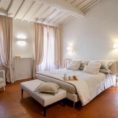 Podere Castello | Accessible Chianti Villa for 14 with Infinity Pool
