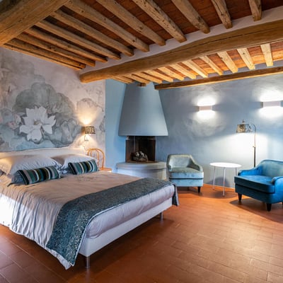 Podere Castello | Accessible Chianti Villa for 14 with Infinity Pool