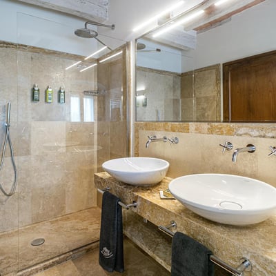 Podere Castello | Accessible Chianti Villa for 14 with Infinity Pool