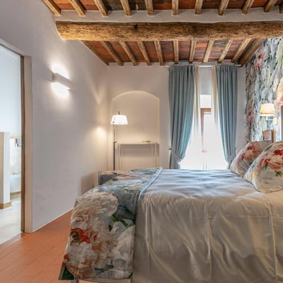 Podere Castello | Accessible Chianti Villa for 14 with Infinity Pool