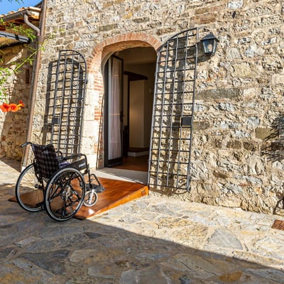 Podere Castello | Accessible Chianti Villa for 14 with Infinity Pool