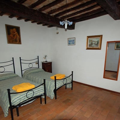 Ragnana | Traditional Tuscan Farmhouse Walking Distance to Village