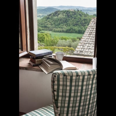 Ropoli Sopra | A Tuscan farmhouse with loggia close to Siena