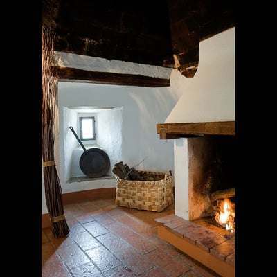 Ropoli Sopra | A Tuscan farmhouse with loggia close to Siena