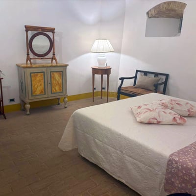 Stigliano: Tower One | Apartment for two in a Siena medieval watchtower