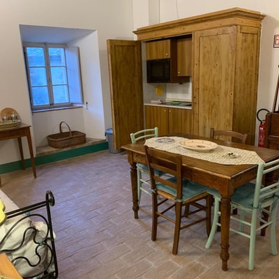 Stigliano: Tower Two | Tuscan apartment for 2 in a medieval tower