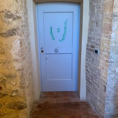 Stigliano: Tower Two | Tuscan apartment for 2 in a medieval tower