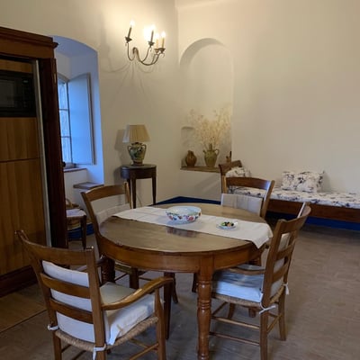 Stigliano: Tower Three | Apartment in a medieval Sienese tower