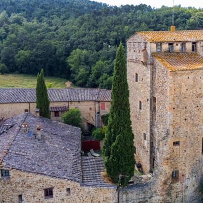 Stigliano: Tower Three | Apartment in a medieval Sienese tower