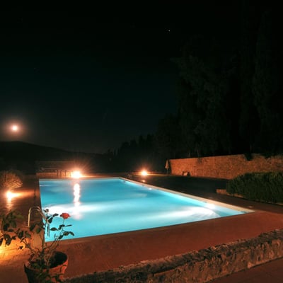 Trebbiano | Cottage for two with shared pool near Siena