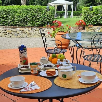 Villa Bianca | Elegant villa for 26 in the Val d'Orcia