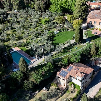 Villa Castelmuzio | Village Villa for 18 near Pienza with pool and AC.