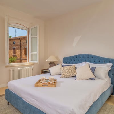 Villa Castelmuzio | Village Villa for 18 near Pienza with pool and AC.