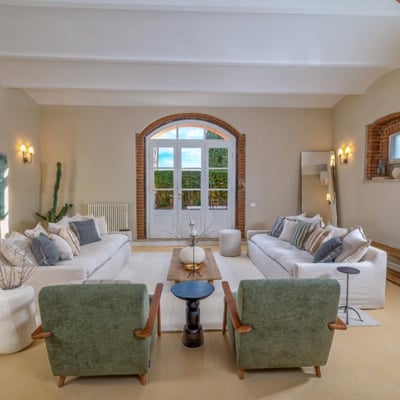 Villa Castelmuzio | Village Villa for 18 near Pienza with pool and AC.