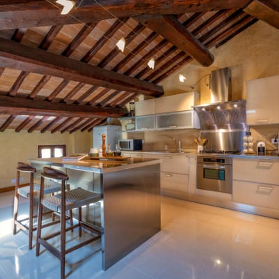 Villa Castelmuzio | Village Villa for 18 near Pienza with pool and AC.