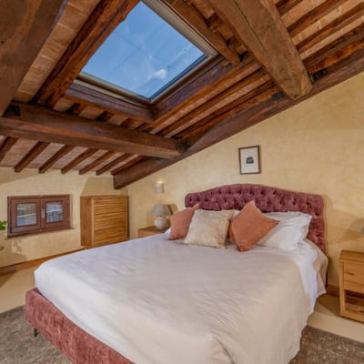 Villa Castelmuzio | Village Villa for 18 near Pienza with pool and AC.