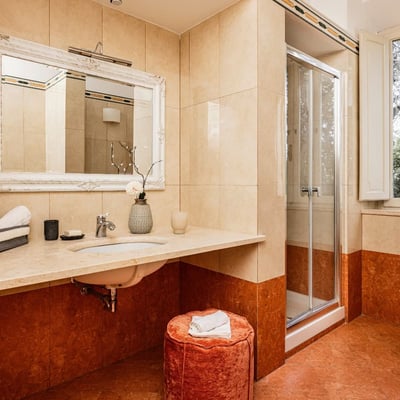 Villa Lucia | Historic Italian Villa near Monteriggioni for 14 guests