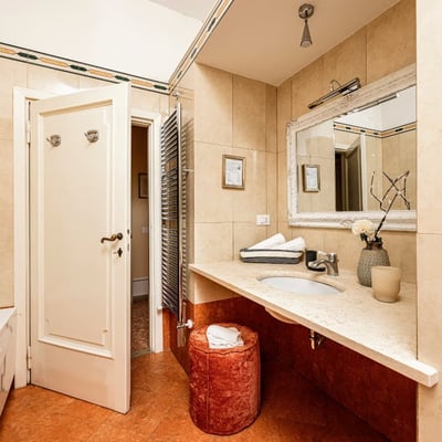 Villa Lucia | Historic Italian Villa near Monteriggioni for 14 guests