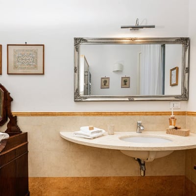Villa Lucia | Historic Italian Villa near Monteriggioni for 14 guests