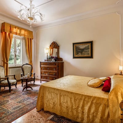 Villa Lucia | Historic Italian Villa near Monteriggioni for 14 guests