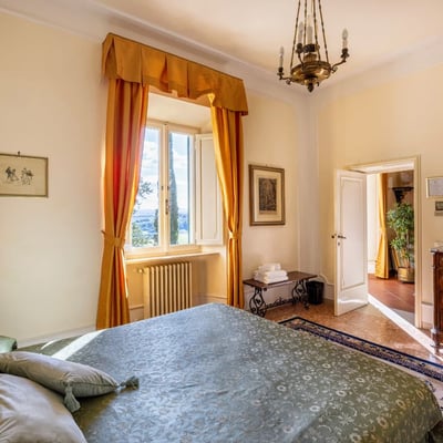 Villa Lucia | Historic Italian Villa near Monteriggioni for 14 guests