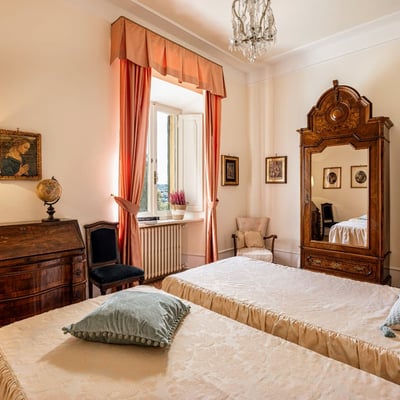Villa Lucia | Historic Italian Villa near Monteriggioni for 14 guests