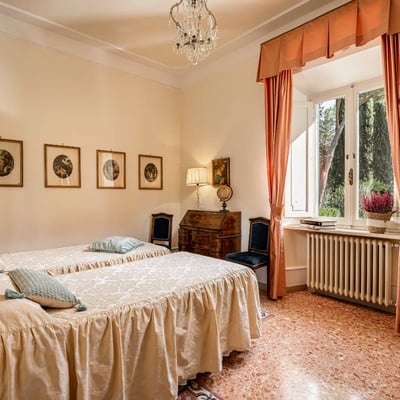 Villa Lucia | Historic Italian Villa near Monteriggioni for 14 guests