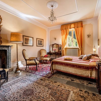 Villa Lucia | Historic Italian Villa near Monteriggioni for 14 guests