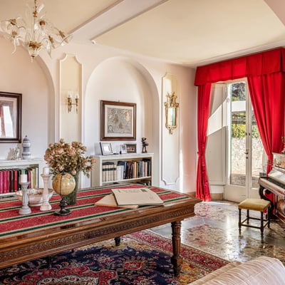 Villa Lucia | Historic Italian Villa near Monteriggioni for 14 guests
