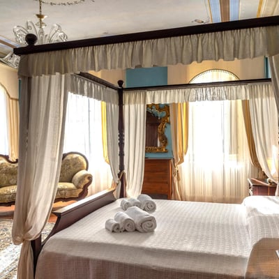 Villa Bartolomeo | Luxury Villa and Pool close to Lucca