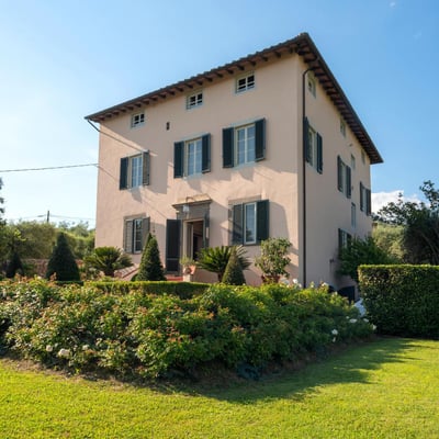 Villa Bartolomeo | Luxury Villa and Pool close to Lucca