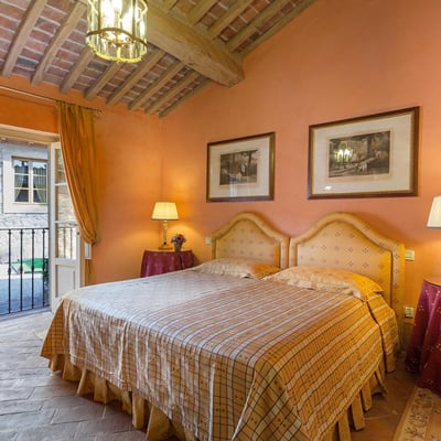 Villa Cosimo | Magnificent Historic Tuscan villa for 24