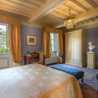Villa Cosimo | Magnificent Historic Tuscan villa for 24