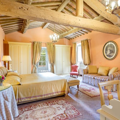 Villa Cosimo | Magnificent Historic Tuscan villa for 24