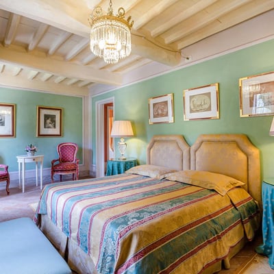 Villa Cosimo | Magnificent Historic Tuscan villa for 24