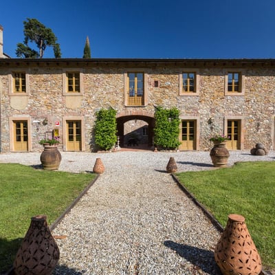 Villa Cosimo | Magnificent Historic Tuscan villa for 24