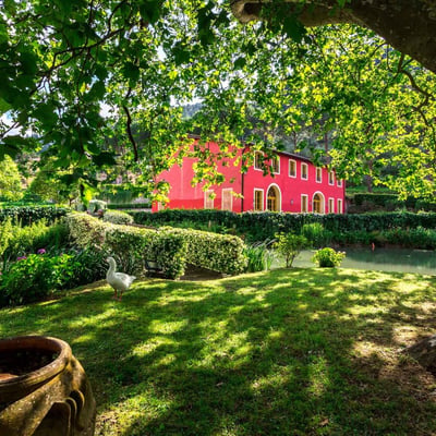 Salviati | A luxury villa with a private lake close to Lucca