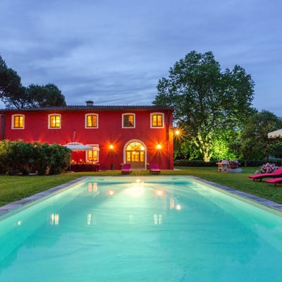 Salviati | A luxury villa with a private lake close to Lucca