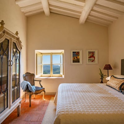 Villa Fobbia | Elegant Villa in the hills of Lucca