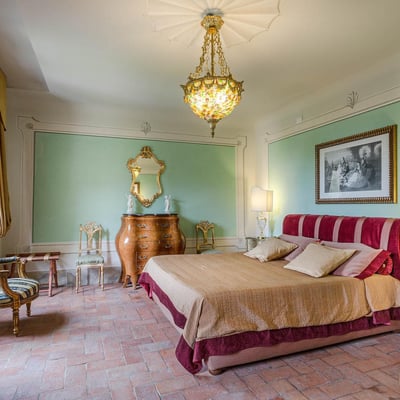 Villa Quirico | Historic Lucca Villa for 22 with Private Pool