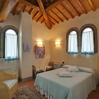 Bonazza | Chianti Villa for 20 with 650m² Wellness Center and Vineyard Views