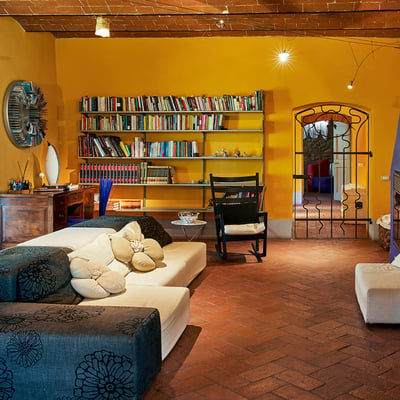 Colle di Sotto | A hilltop retreat near Florence