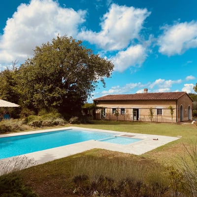 Dimora | Villa for 12 with AC and a large pool by Barberino val d'Elsa