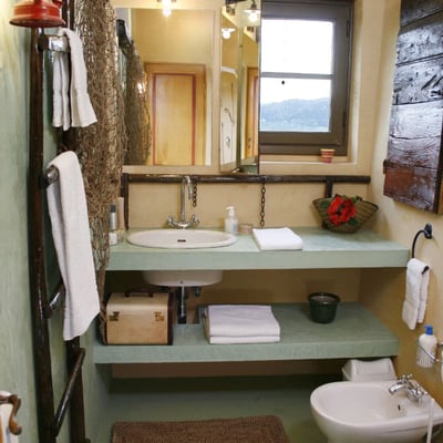 Enofila | Agriturismo for 5 on a wine estate near Florence