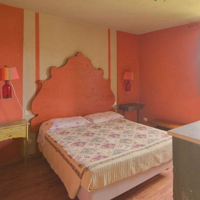 Enofila | Agriturismo for 5 on a wine estate near Florence
