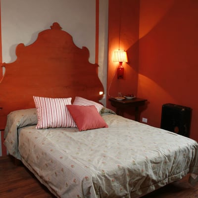 Enofila | Agriturismo for 5 on a wine estate near Florence