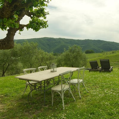 La Ronda | Tuscan apartment on a wine estate near Florence