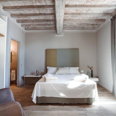 Villa Dioneo | 16th Century Villa for 18 Near The Mall Luxury Outlet with Pool and Gym