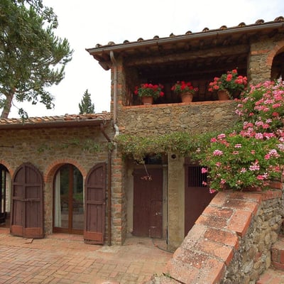 Casa Allioni Villa for 6 in Tuscany