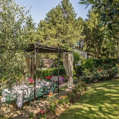 Francesca | Luxury Tuscan villa with pool & hot-tub
